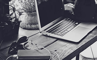 申花正和埃尔切前锋安德烈-席尔瓦谈判；曾获德甲银靴