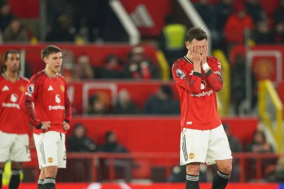 曼联1-1西汉姆再失进前5良机！习惯性疲软，阿莫林冬窗买人也不够